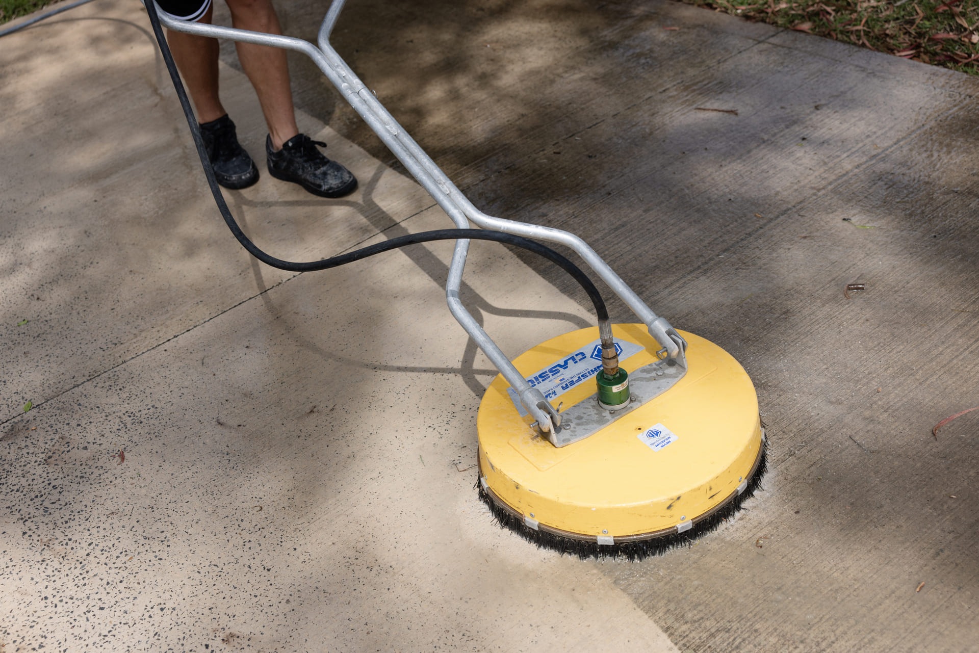 Strata Pressure Cleaning Image